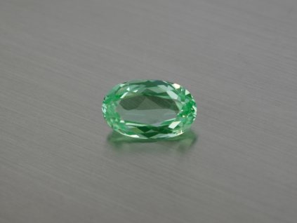 Spinell synthetisches  oval 10x16 mm grüne Minze