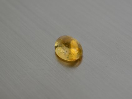 Zitrin natürlicher oval 8.8x10.9 mm cabochon