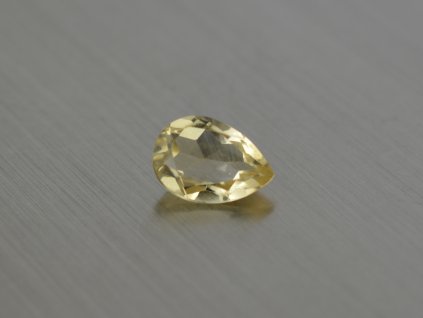 Zitrin natürlicher Birne 5.9x8.5 mm facettiert