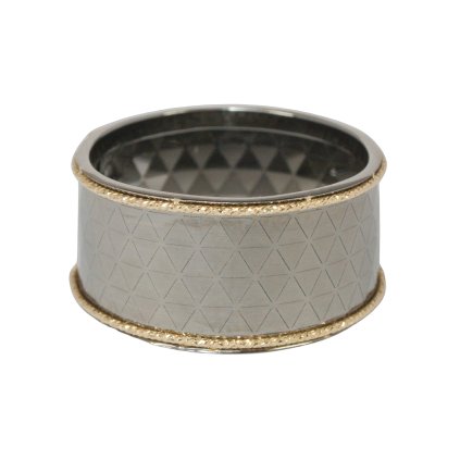 Zlatý vzorovaný prsteň s povrchovou úpravou Kira