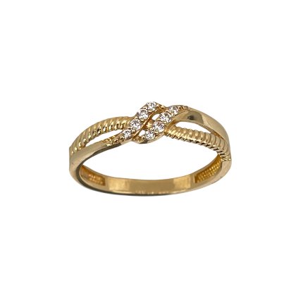 Zlatý prsteň so zirkónmi a gravírovaním