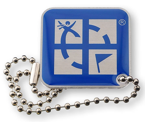 travel tag with geocaching logo blue