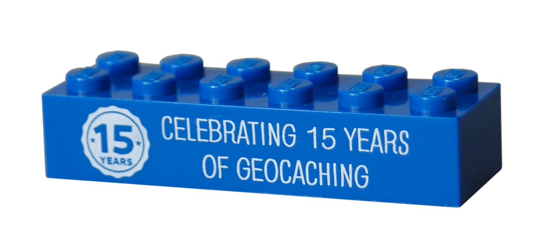 lego trackable brick celebrating 15 years of geocaching