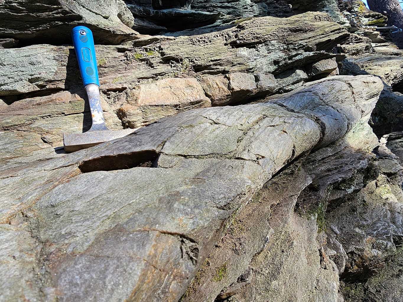 via-farrata-as-certovy-kameny-skaly-GeologieAsska.cz-detail-unikatni-vrasy-web