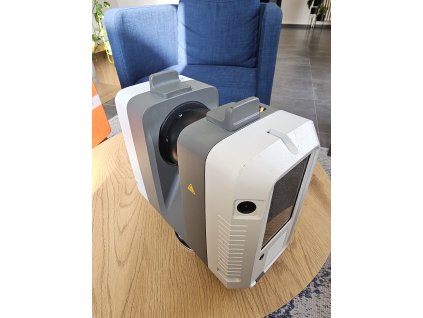 Zostava s používaným skenerom Leica RTC360