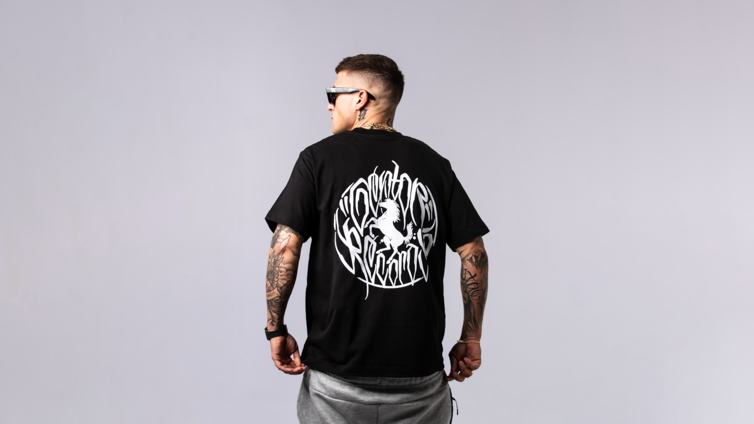 T-shirt 6
