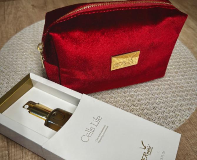 Akce – Dárek kosmetická taštička k séru Cells Life 15 ml