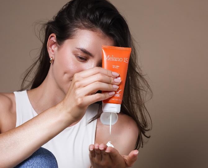 GLOW & OCHRANA – SPF 15 pro každý den
