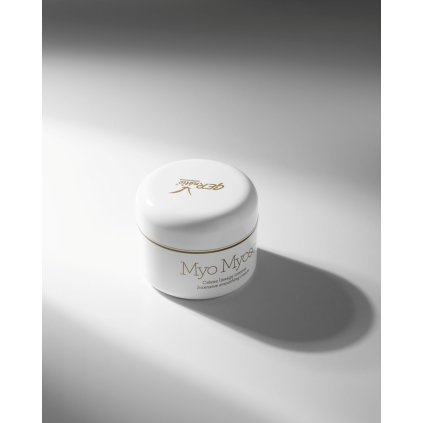GERnétic Myo Myoso protivráskový krém pro vypnutí a zpevnění povadlé pleti.