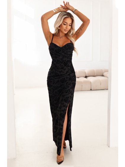 645 1 dopasowana sukienka maxi z kopertowym dekoltem i rozcieciem czarna z eleganckim wzorem 20434