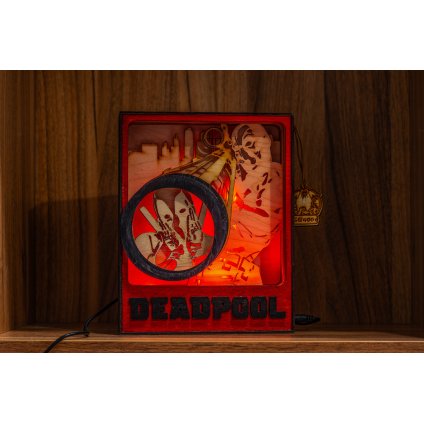 Lampa - Deadpool