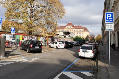 Rezidentní parkování před prodejnou aktuálně - ZDARMA A POHODLNĚ!