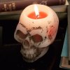 Vérző koponya gyertya Halloweenre