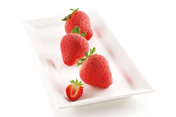 Silikonová pečicí forma na mini dortíky Silikomart Fragola E Panna 6ks | jahody
