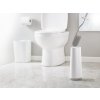 Inovativní WC štětka Joseph Joseph Bathroom Flex | bílý/šedý