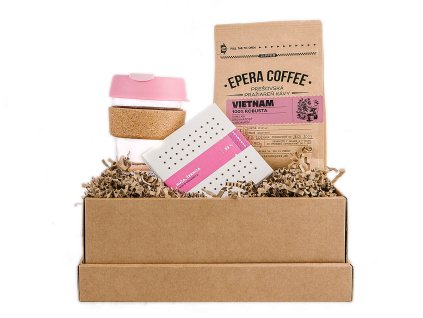 darcek pre zenu s cerstvo prazenou kavou vietnam robusta s dizajnovym hrncekom keepcup le cork a slovenskou remeselnou cokoladou od forra 4