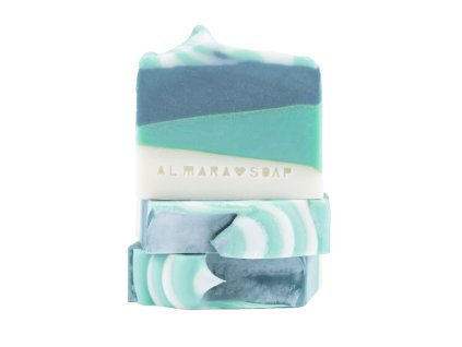dizajnove rucne vyrabane mydlo znacky almara soap green tea 1