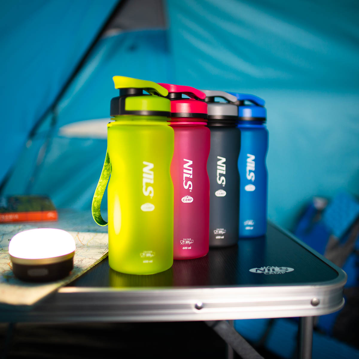NC1740 ZELENÁ TRITANOVÁ LÁHEV NA PITÍ 600 ML NILS CAMP