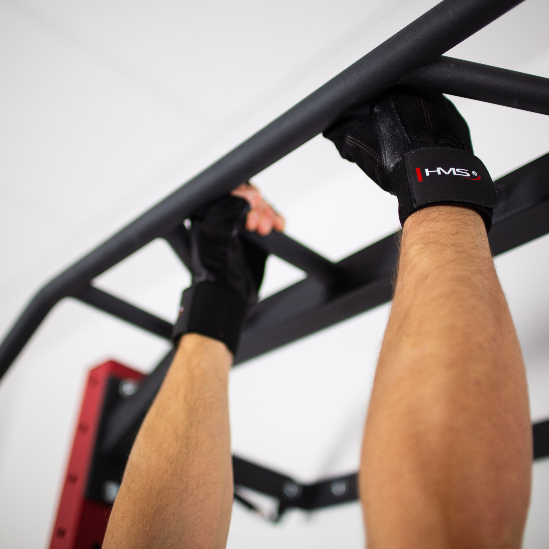 RST04 ČERNÉ VEL.XL FITNESS RUKAVICE HMS