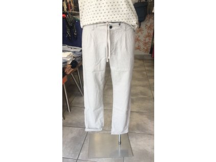 b439f2f8 3e51 47d4 80b8 82a19eb7506a