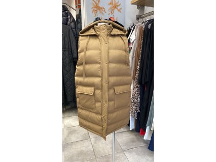 f9206781 f2c3 4012 8e5f 08558d85f479