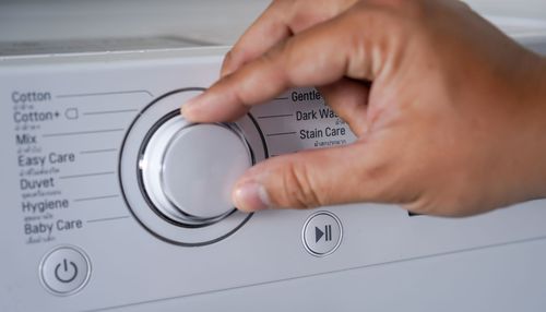 Température et programme de lavage adaptés aux couleurs