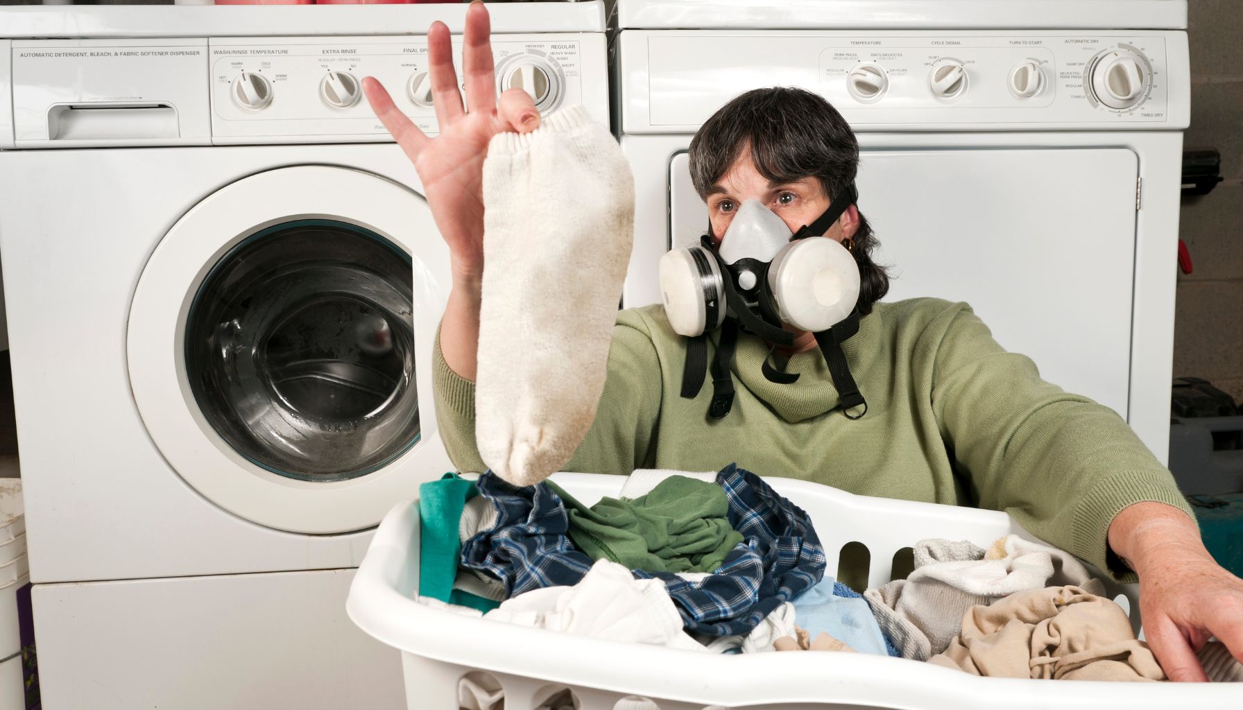 Why does laundry still smell bad after washing?