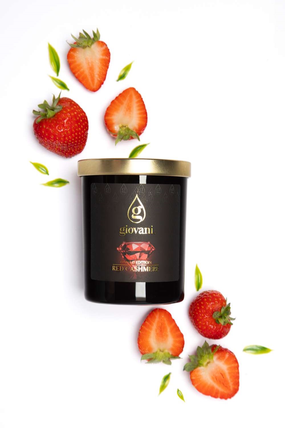 Dabīgā Giovani RED CASHMERE aromātiskā svece