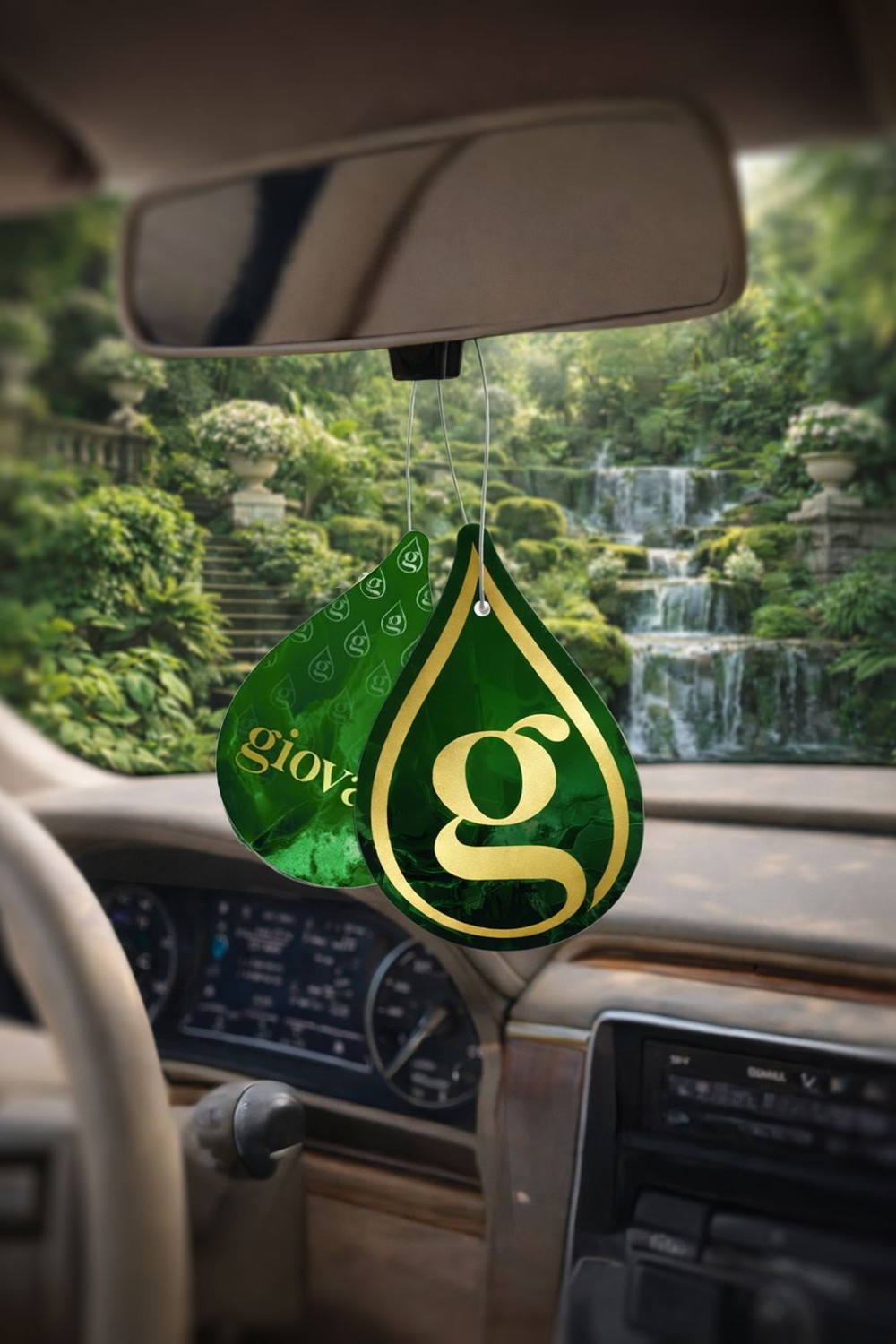 Universāla piekaramā etiķete ar METALLIC GREEN aromātu