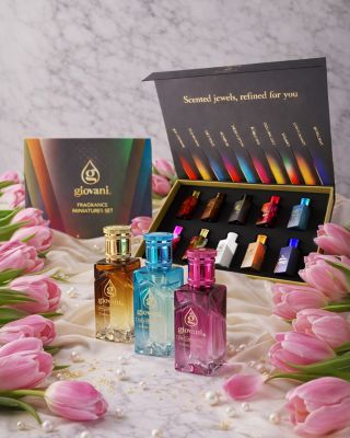 🎁🌷 Cadeauset met mini parfums van Giovani® brengt variatie en elegantie in één! ✨ Een klein plezier dat een grote indruk...