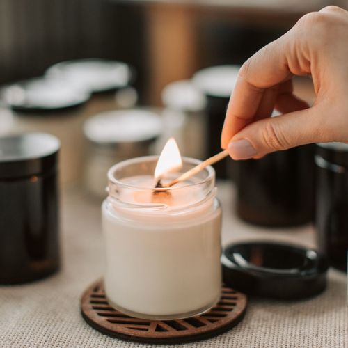 How to Combine Candle Scents and Laundry Perfumes