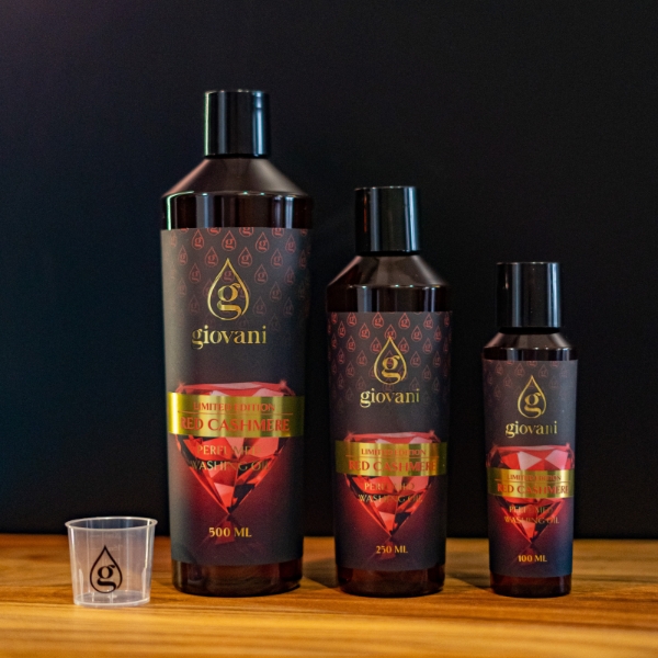 Giovani Fragancia de larga duración RED CASHMERE