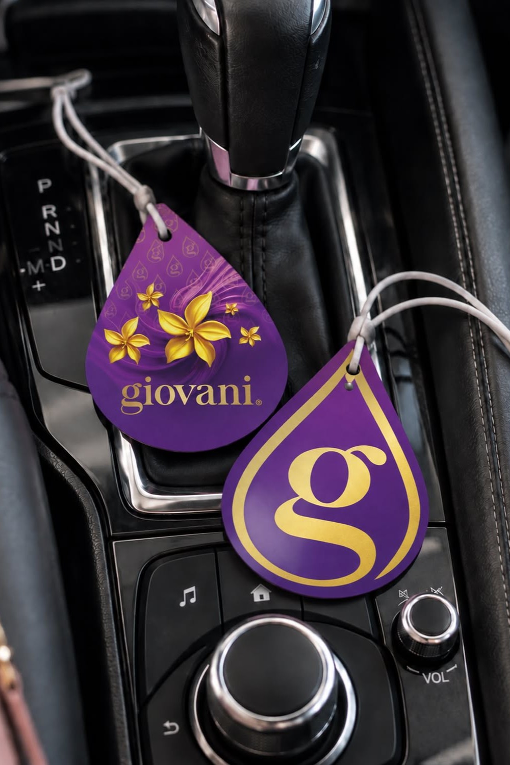 Giovani YLANG-YLANG lõhnastaja riidekappi