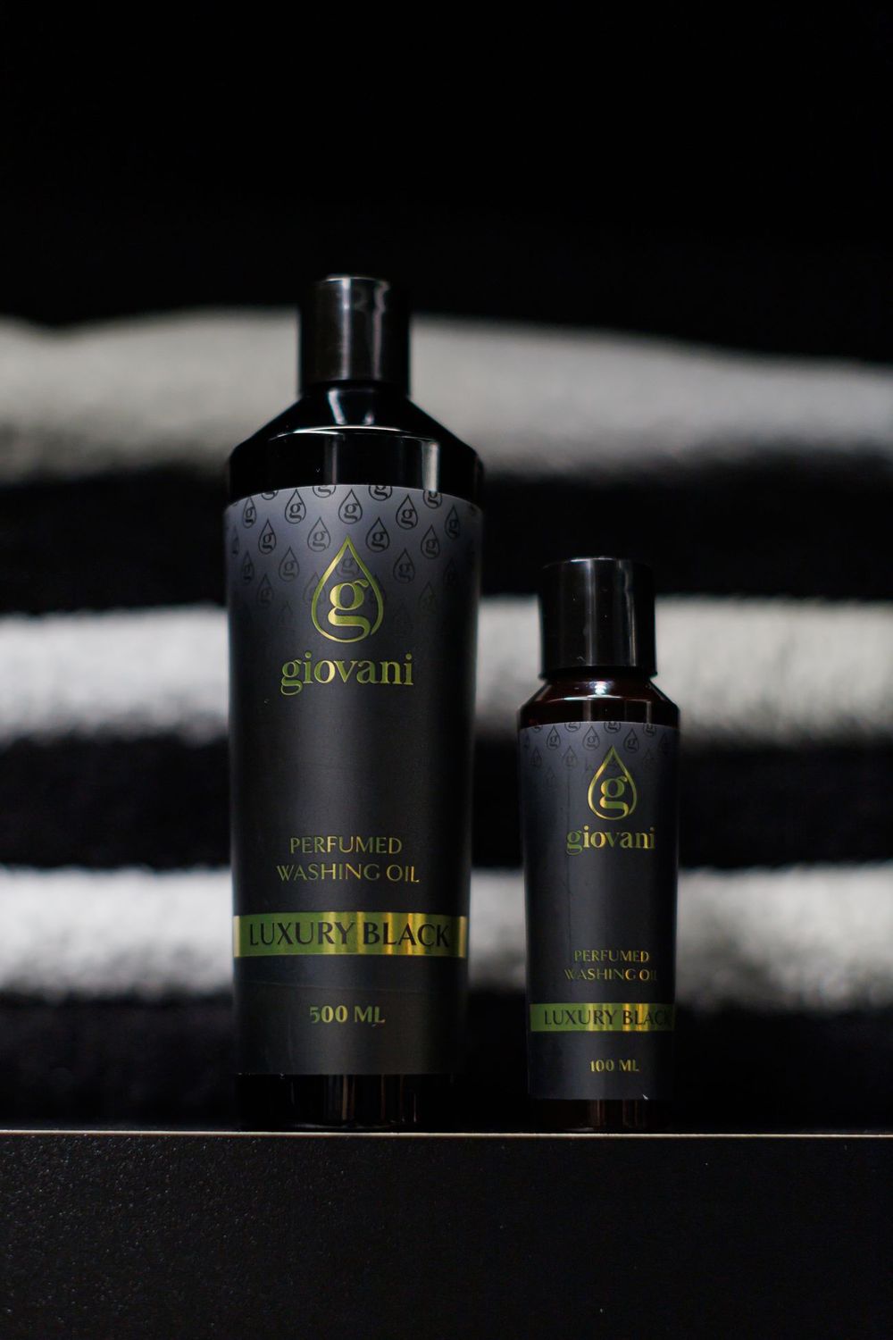 Mehčalec tkanin Giovani Luxury Black