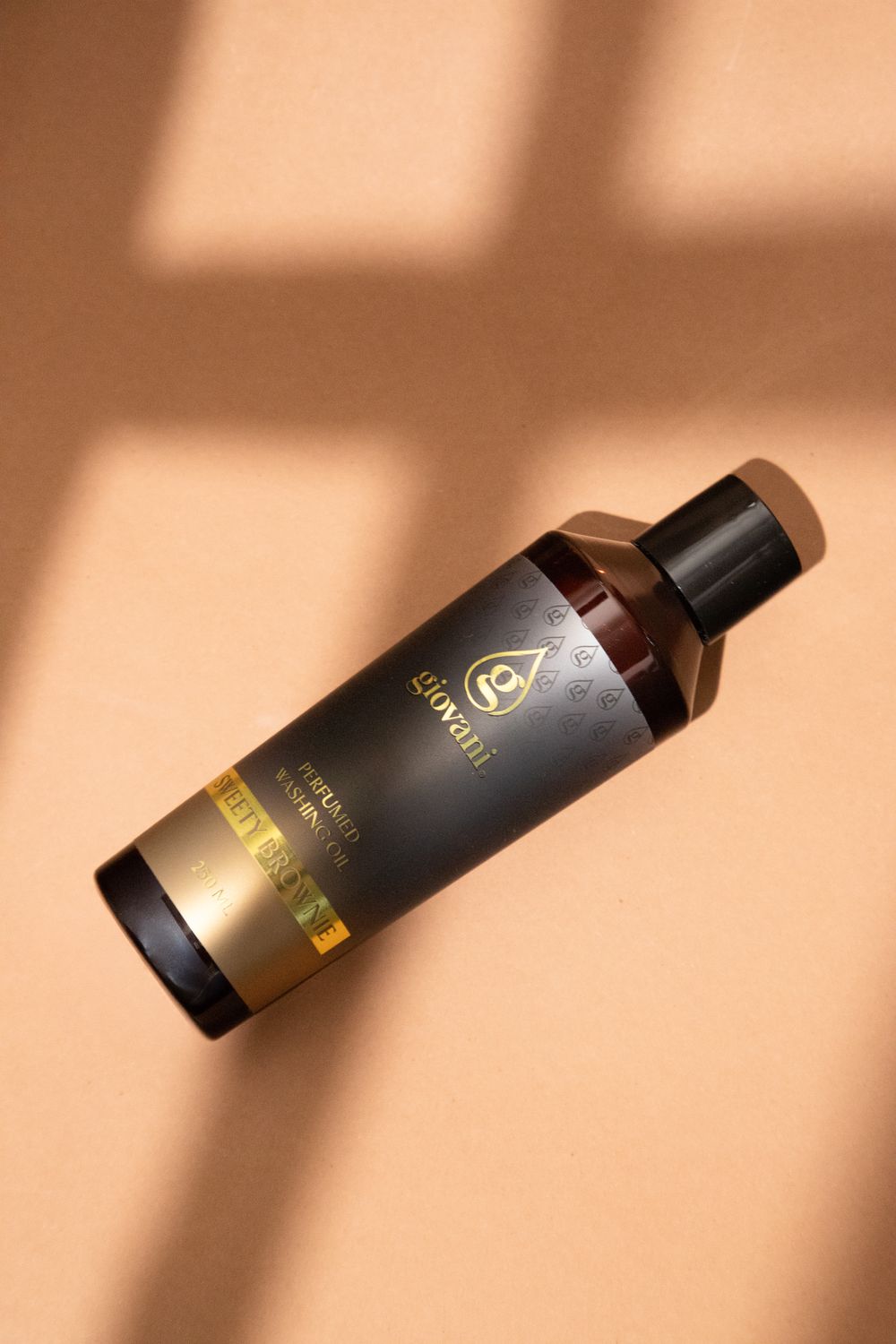 Sweety Brownie perfumowany olejek do prania Giovani