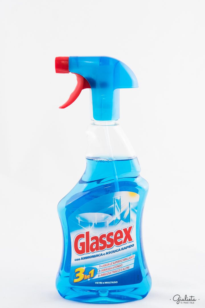 Glassex čisticí prostředek Ammoniaca e Asciuga s rozprašovačem, 500 ml