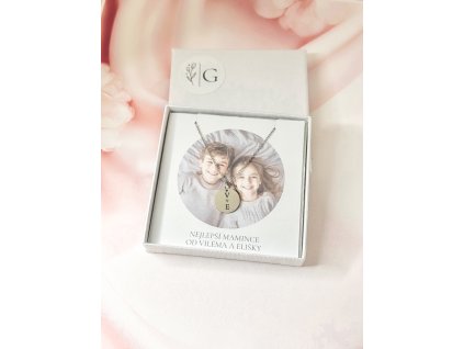 řetízek s medailonkem s PÍSMENY (2-4 INICIÁLY) vč. fotokrabičky