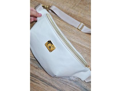 c R16924780 428041 20241011 98370