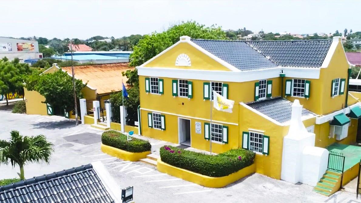 Landhuis Chobolobo na Curaçau, domov Glacialu