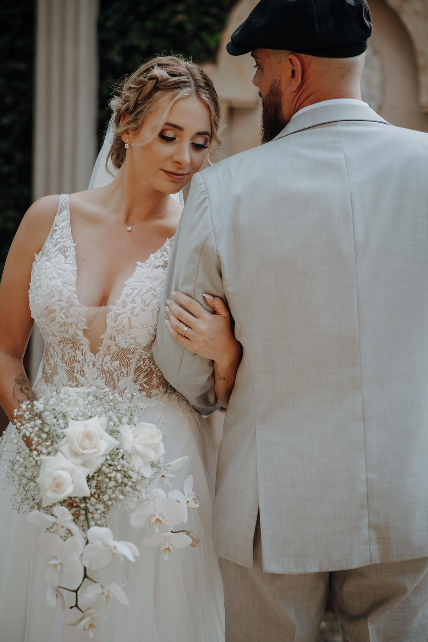 AEF79D61-8587-4DA9-9166-D76C7A46AF08