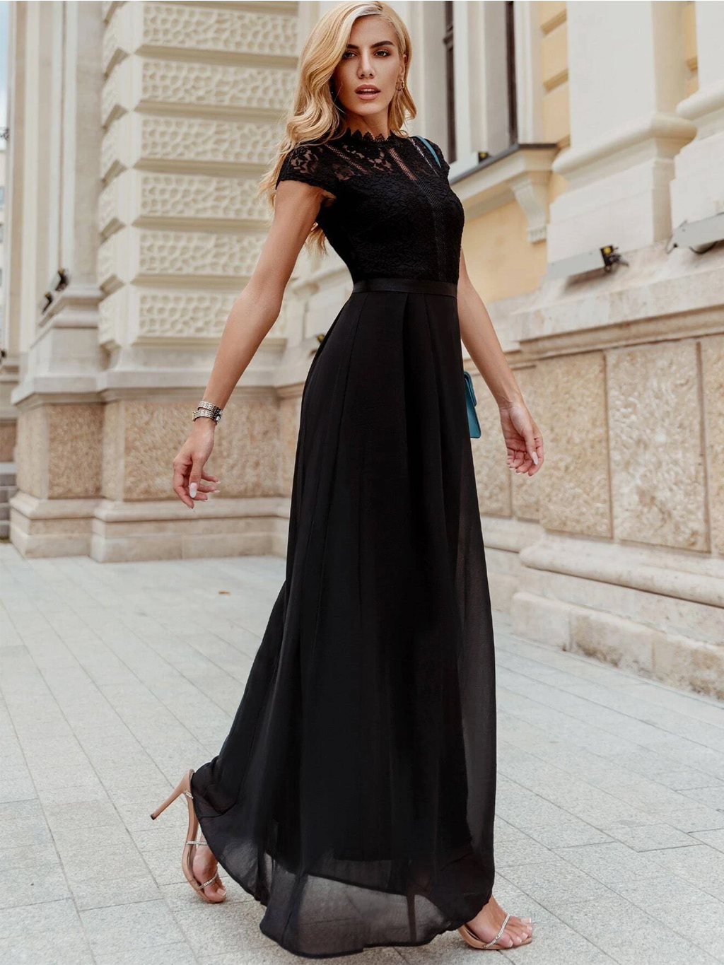 Černé dlouhé šaty s krajkou Zora long black dress - Glamor.cz