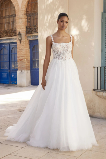 svatebni saty luckaly kolekce white one 2026 objemna tylova sukne krajkovy zivutek uzka raminka