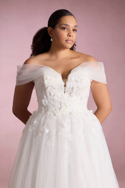 svatebni saty isa white one plnostihle +size krajka