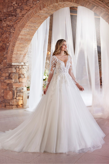 svatebni saty maya kolekce white one pronovias group tylova sukne krajkovy zivutek dlouhe rukavy odhalena zada