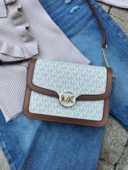 77e372f4 28e4 4165 8165 eb34b76f8ace