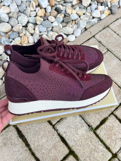 3351db9e 11f8 4f19 8b66 5086d12162b3