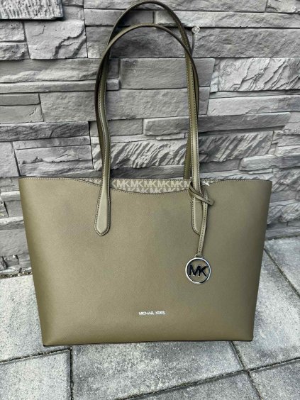 2efa2a75 39f6 4537 babf 379761a59c9e