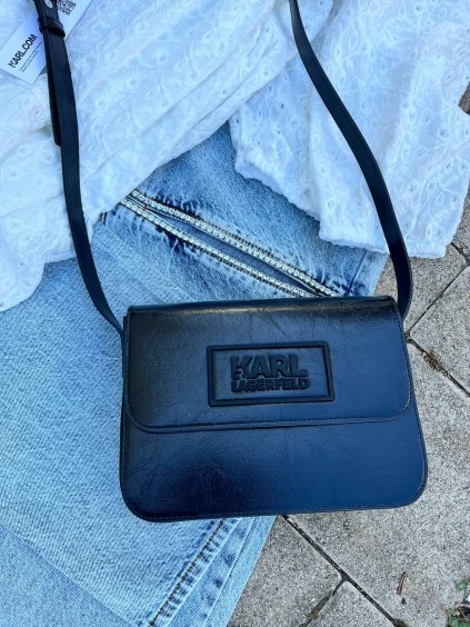 fe9f866b 32be 4ba5 a2cc f52321e502d6