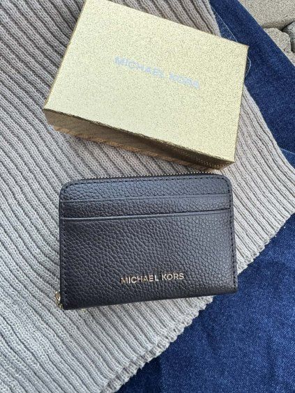 83d9abe2 e1c1 47cb ae74 680babe35f7d