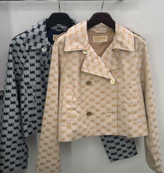 Michael Kors krátke trenčkoty 🤍 179eur🤍